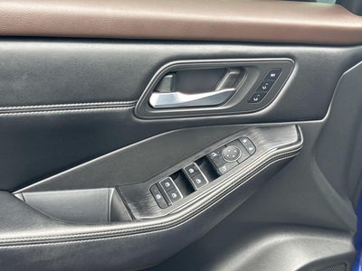 2022 Nissan Rogue SL