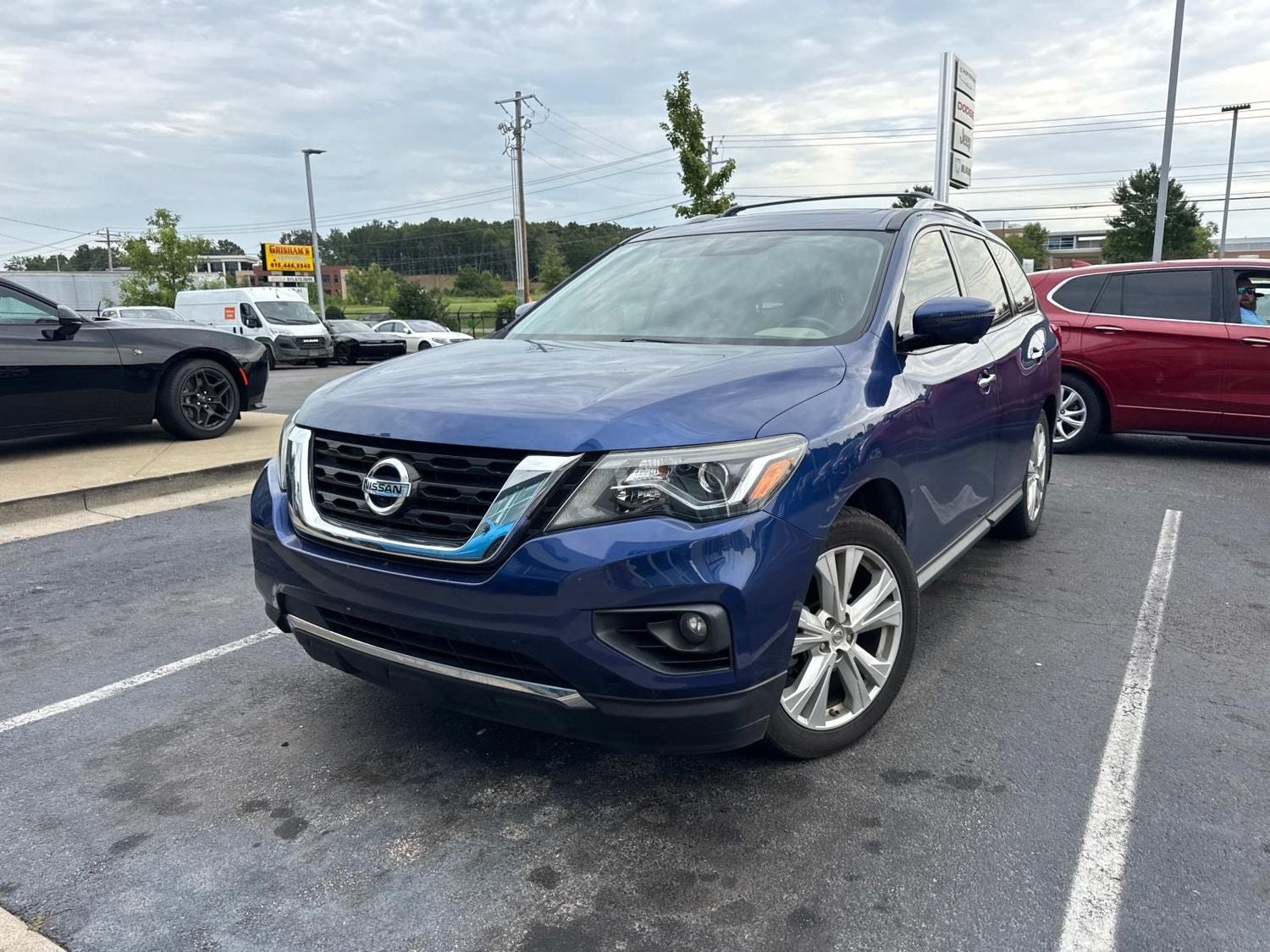 2018 Nissan Pathfinder SL