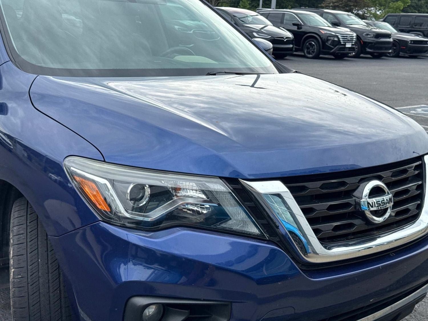 2018 Nissan Pathfinder SL
