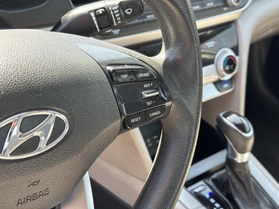 2019 Hyundai Elantra SE