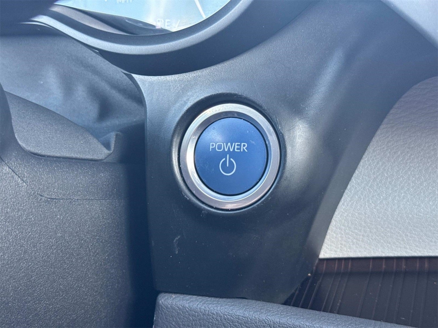 2021 Toyota Sienna XLE 8 Passenger