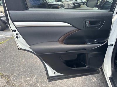 2018 Toyota Highlander LE