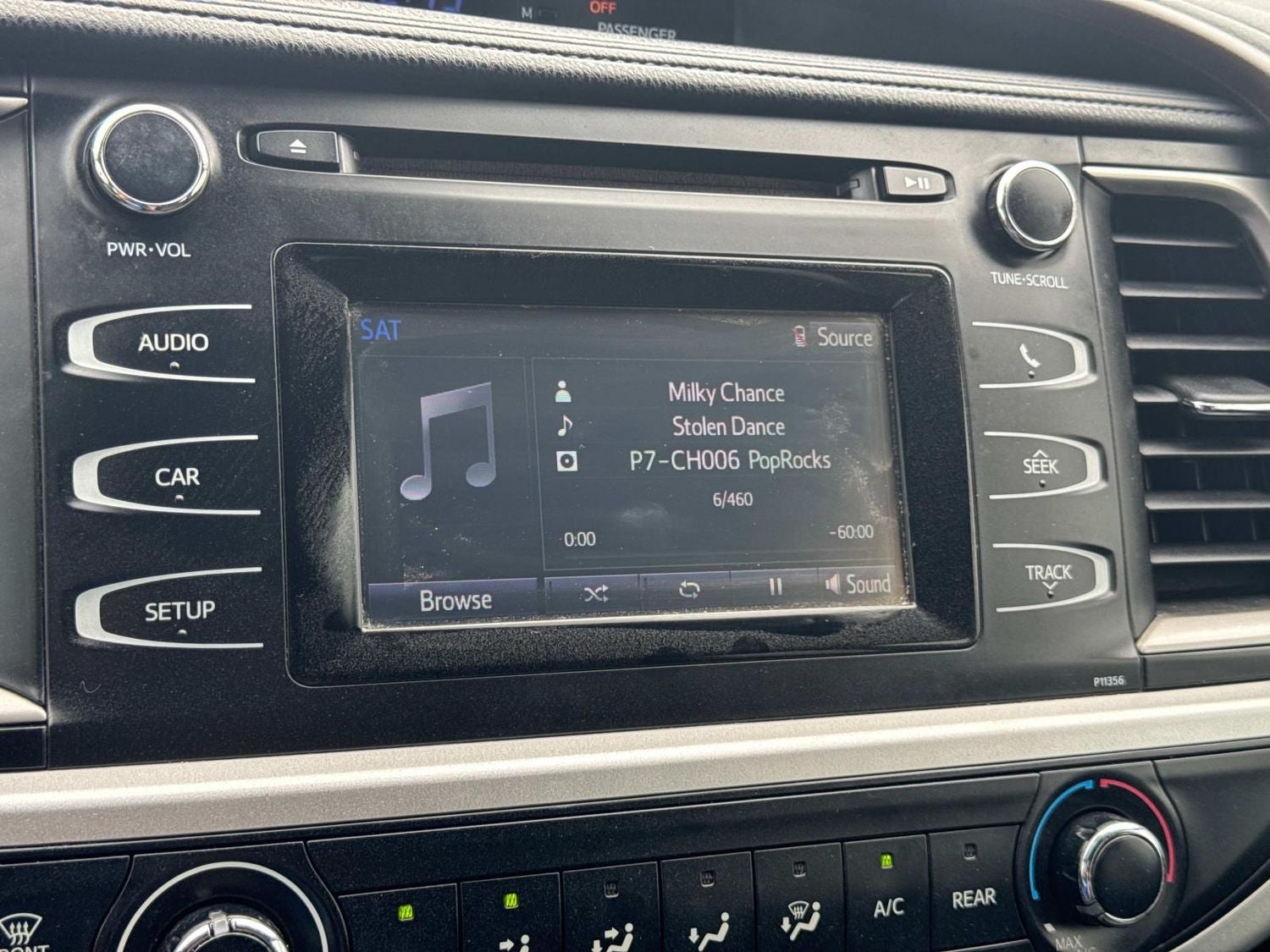 2018 Toyota Highlander LE