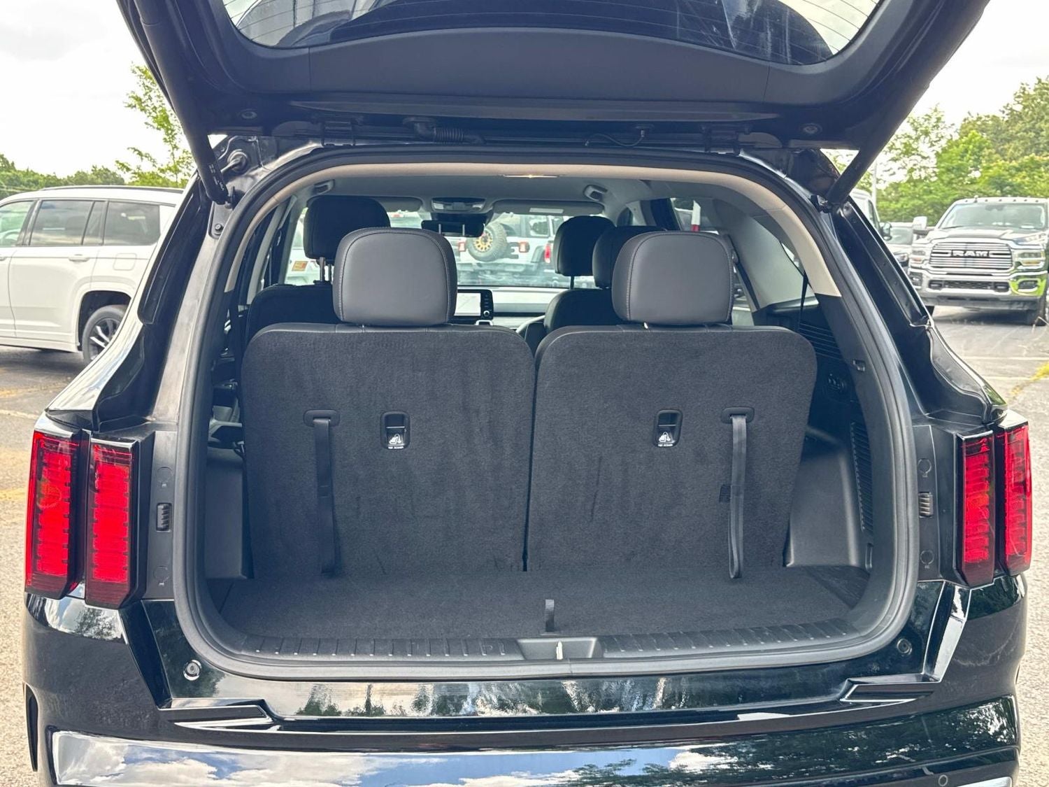 2023 Kia Sorento EX
