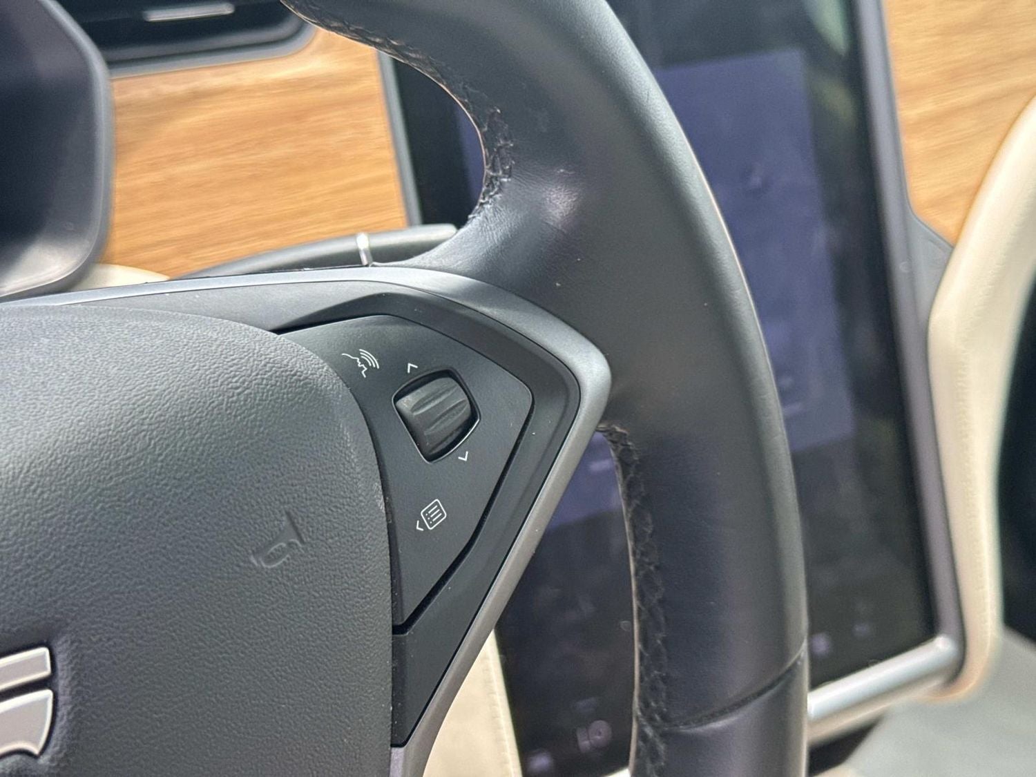 2018 Tesla Model X 75D