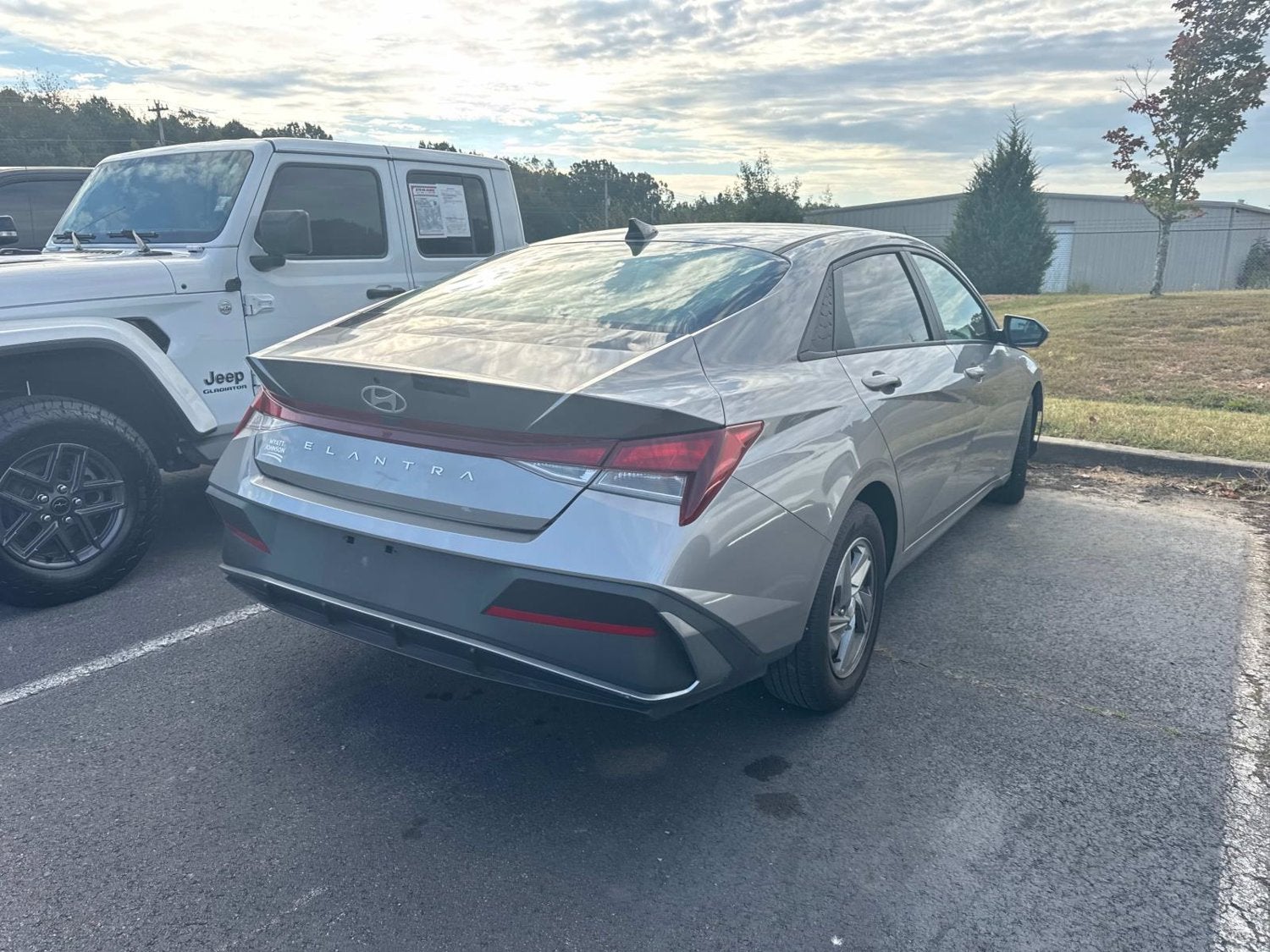 2024 Hyundai Elantra SE