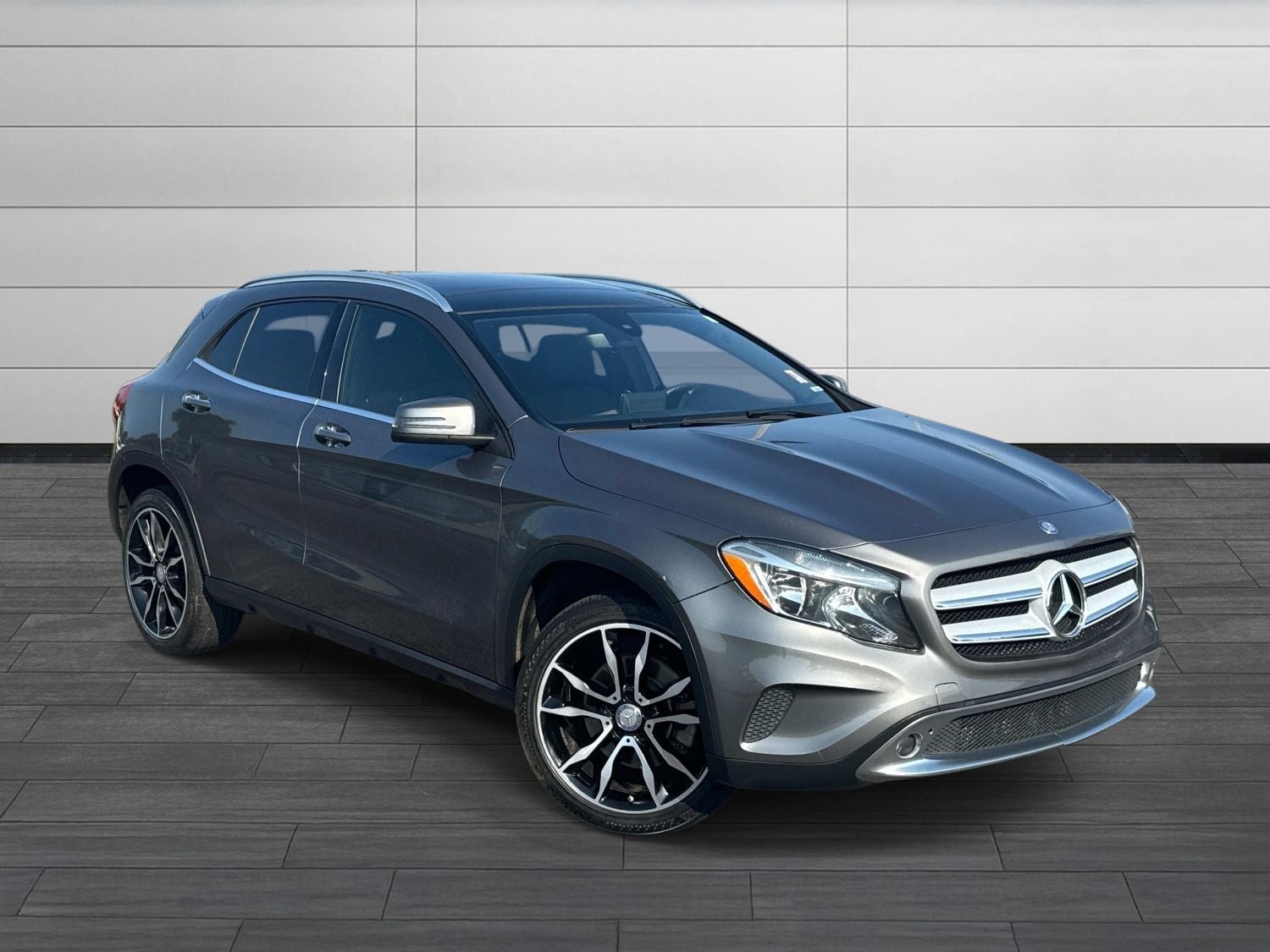 Used 2017 Mercedes-Benz GLA-Class GLA250 with VIN WDCTG4EB8HJ342113 for sale in Dickson, TN