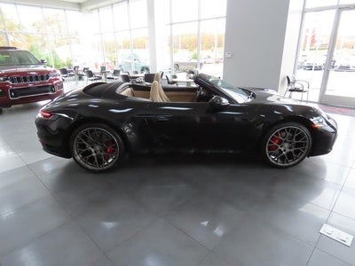 2022 Porsche 911 Carrera 4
