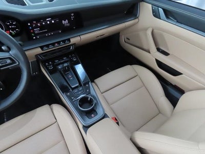 2022 Porsche 911 Carrera 4