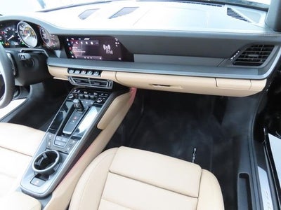 2022 Porsche 911 Carrera 4