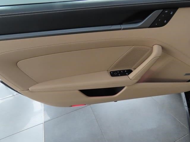 2022 Porsche 911 Carrera 4