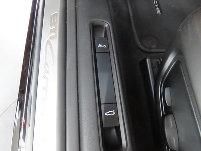 2022 Porsche 911 Carrera 4