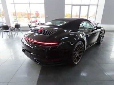 2022 Porsche 911 Carrera 4