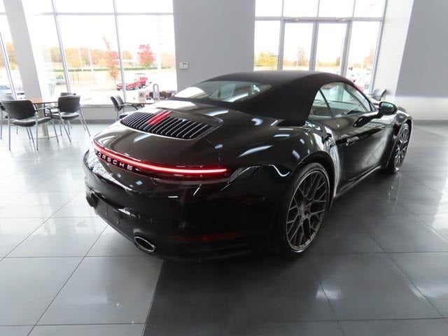 2022 Porsche 911 Carrera 4
