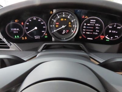 2022 Porsche 911 Carrera 4