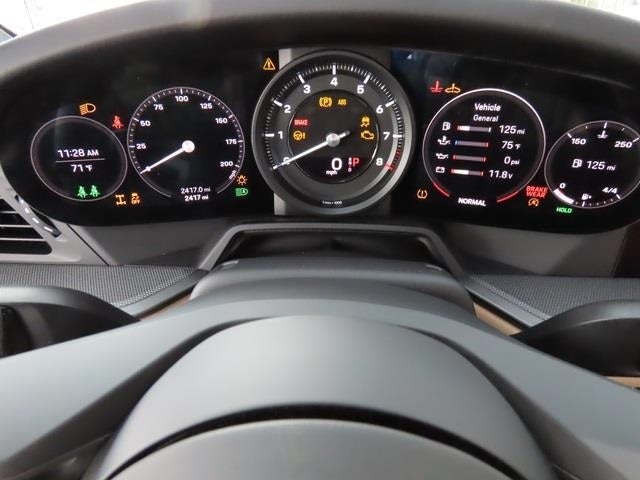 2022 Porsche 911 Carrera 4