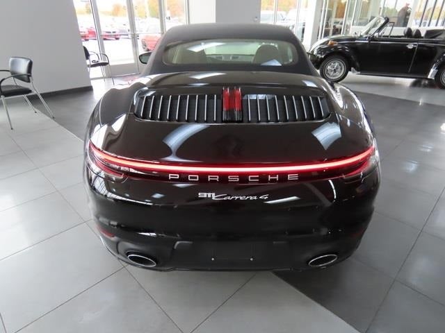 2022 Porsche 911 Carrera 4