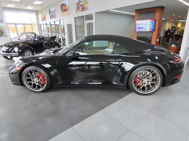 2022 Porsche 911 Carrera 4