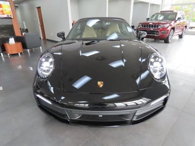 2022 Porsche 911 Carrera 4