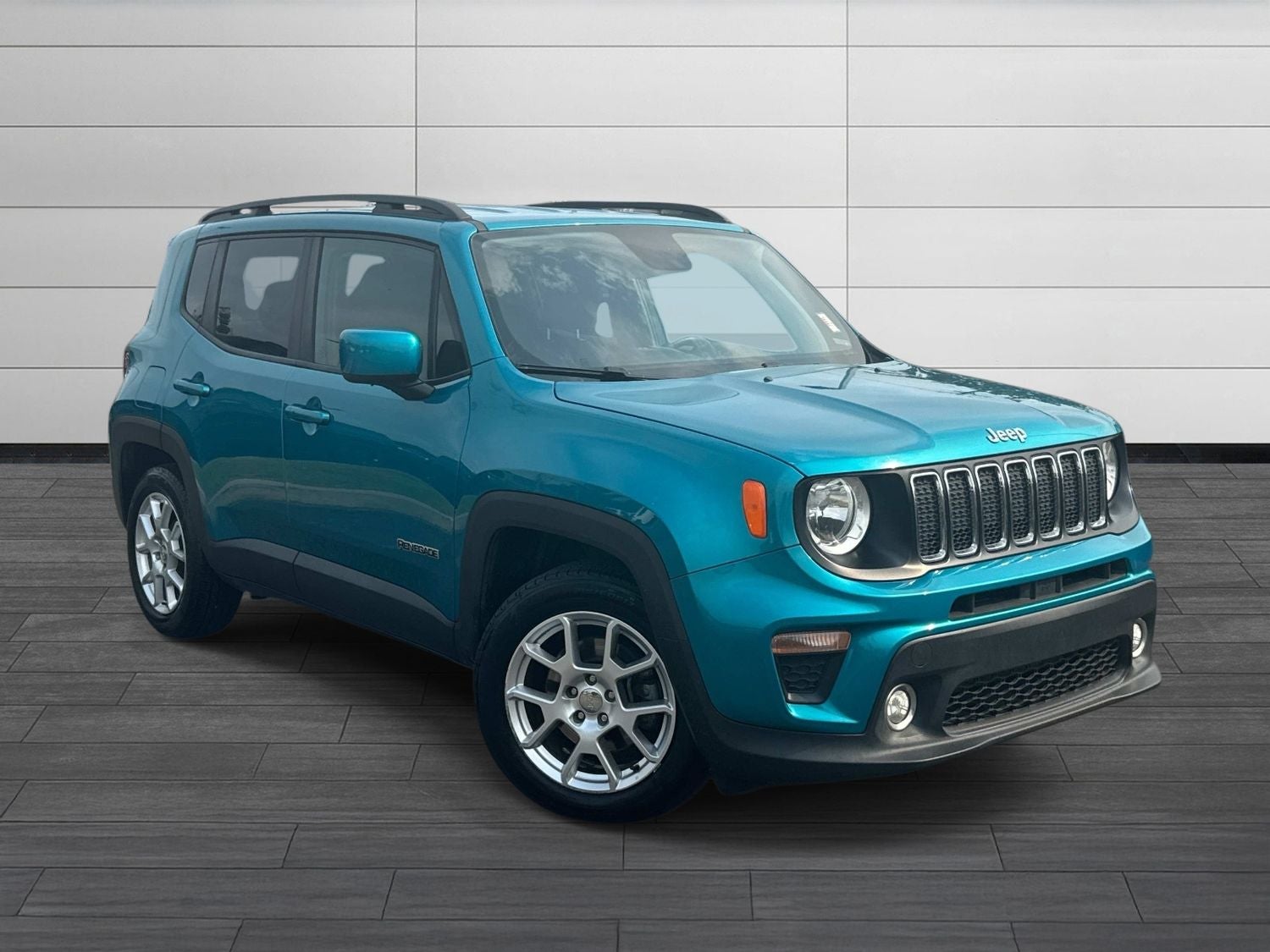Used 2019 Jeep Renegade Latitude with VIN ZACNJABB7KPK82476 for sale in Dickson, TN