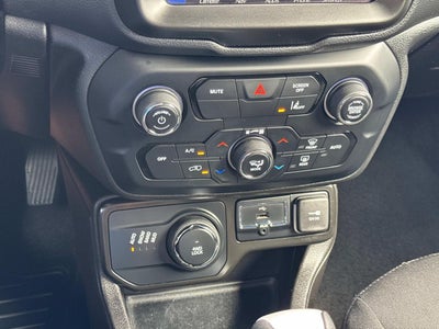 2023 Jeep Renegade Latitude