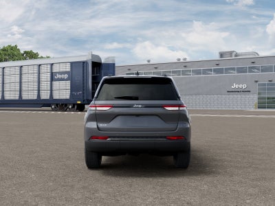 2027 Jeep Grand Cherokee GRAND CHEROKEE LAREDO X 4X4