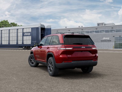 2027 Jeep Grand Cherokee GRAND CHEROKEE LAREDO X 4X4