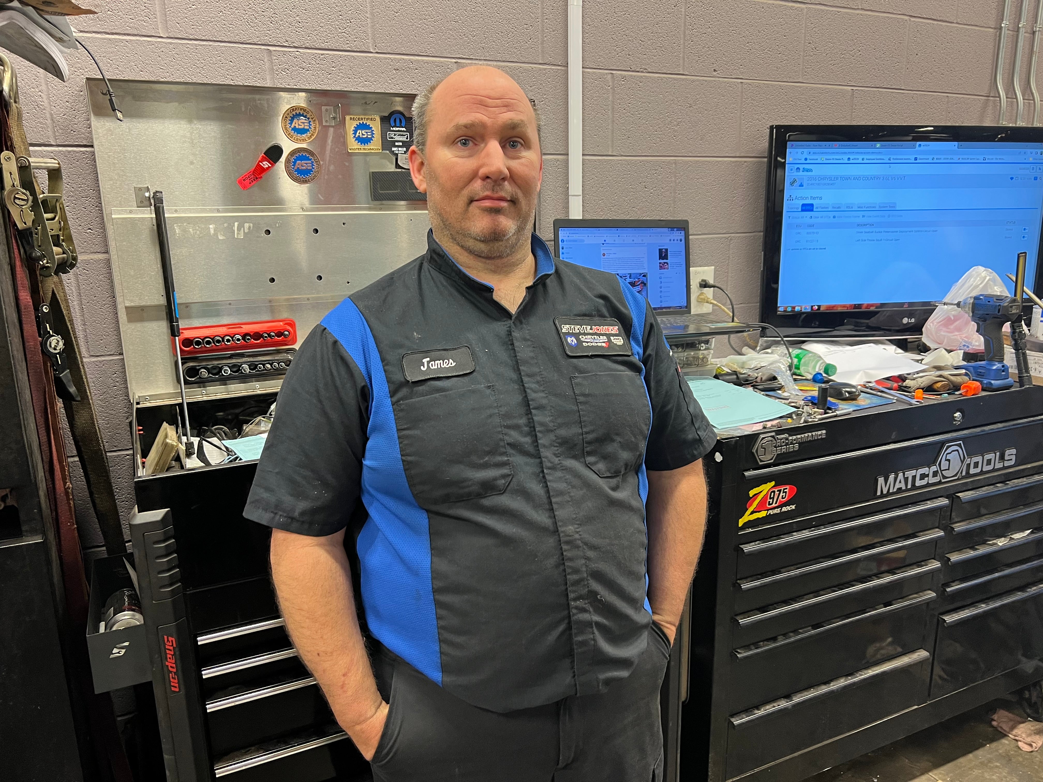 Steve Jones Chrysler Dodge Jeep Ram FIAT Staff CDJRF Dealer Near